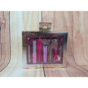 Paris Hilton Ultimate Manicure & Pedicure Set with Case